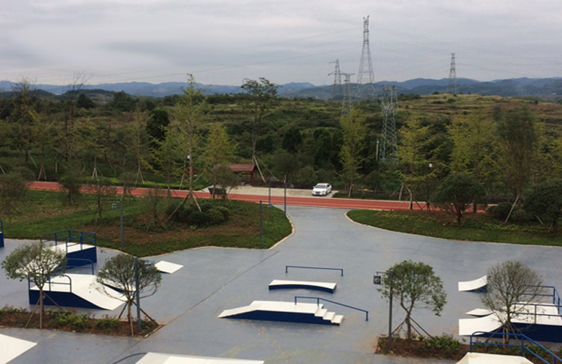 貴州省遵義市百草園旅游區(qū)極限運(yùn)動(dòng)場(chǎng)（初級(jí)訓(xùn)練區(qū)）